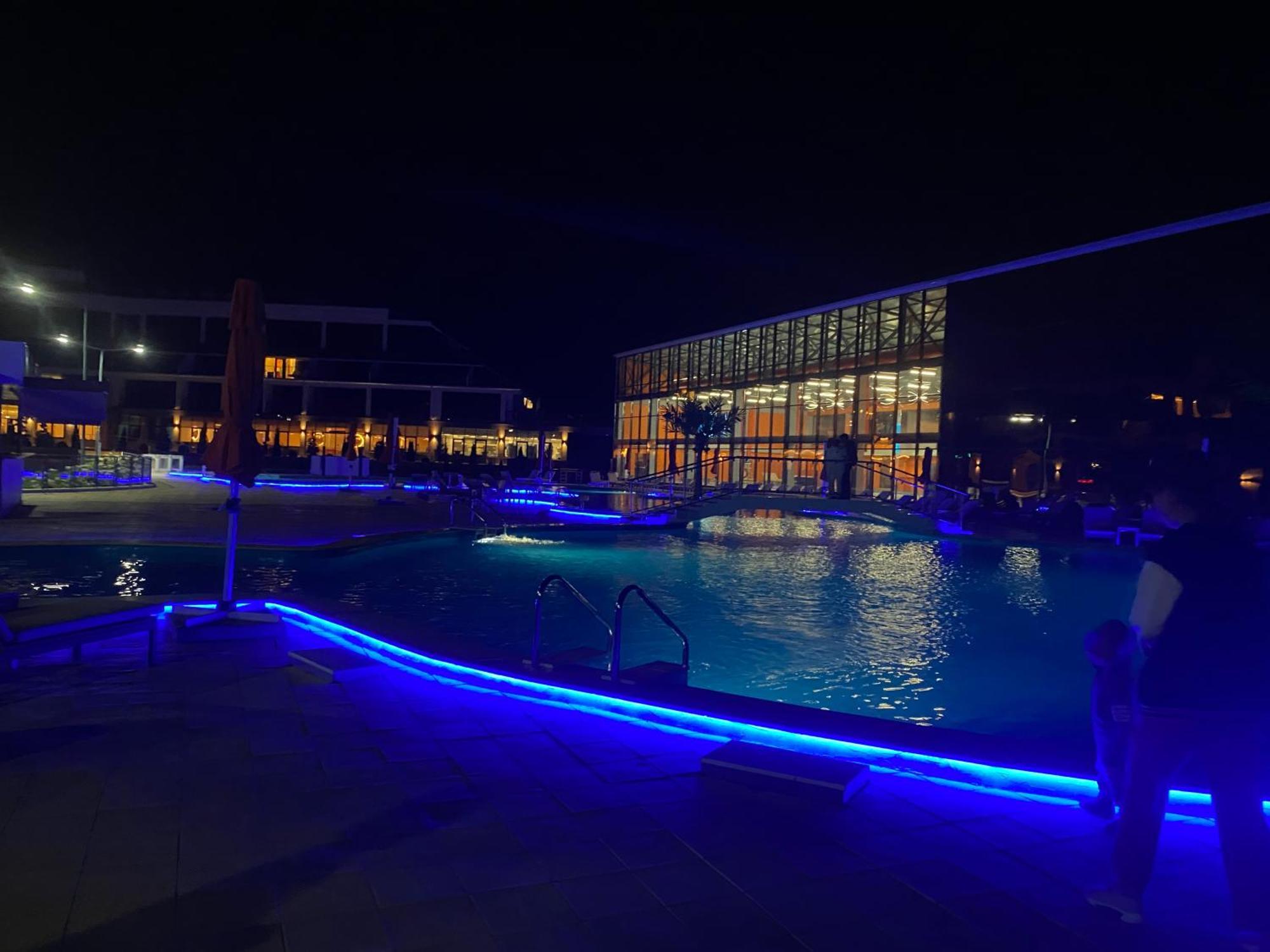 Таунхаус В Baytur Resort 博斯特里 外观 照片
